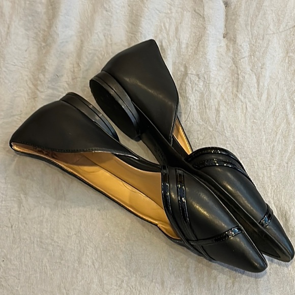 Naturalizer Black Flats with Glossy Accents Size 8.5 - Picture 5 of 6